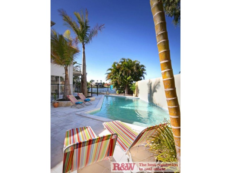 4 The Peninsula, Noosa Waters QLD 4566