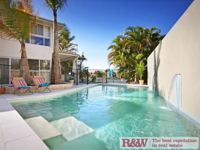 4 The Peninsula, Noosa Waters QLD 4566