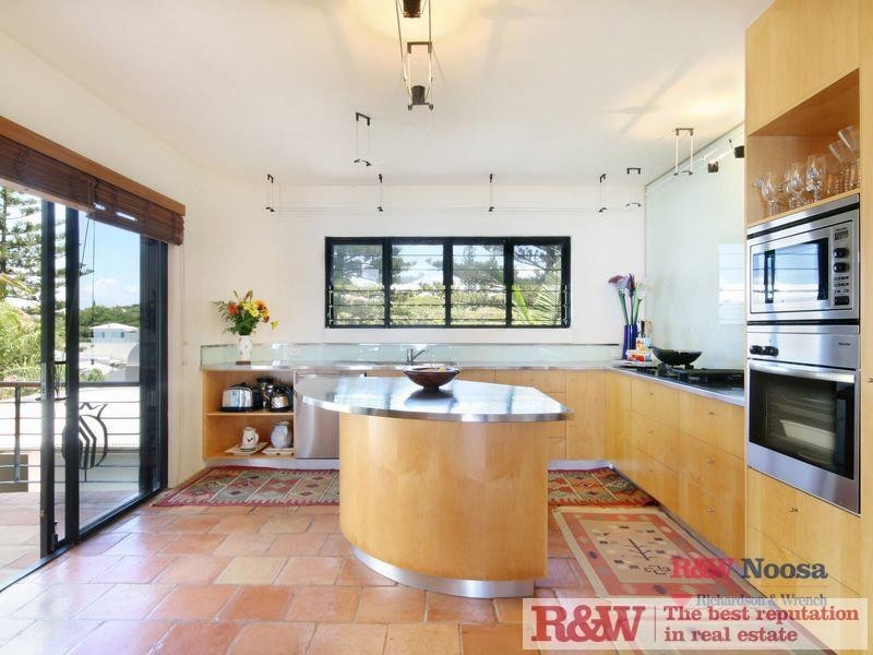 18 Bryan Street, Sunshine Beach QLD 4567