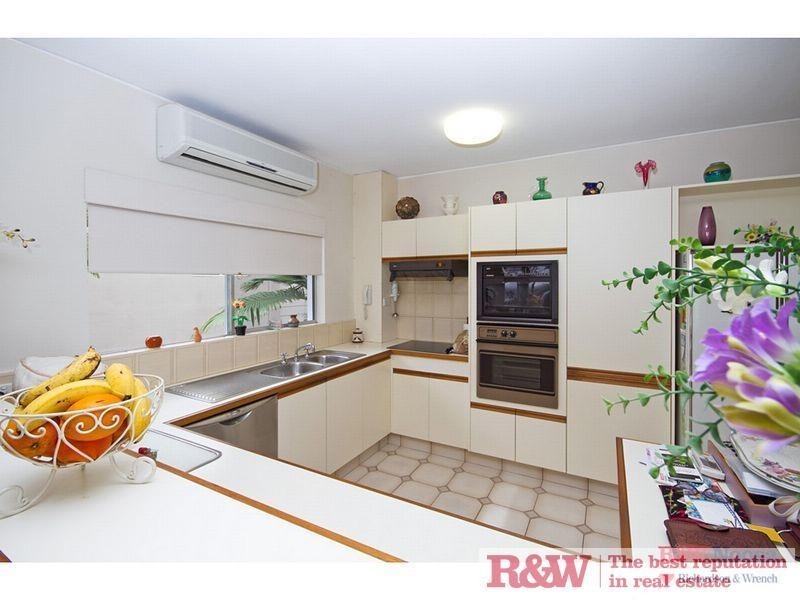 Apartment 3, The Outlook , 26 Edgar Bennett, Noosa Heads QLD 4567