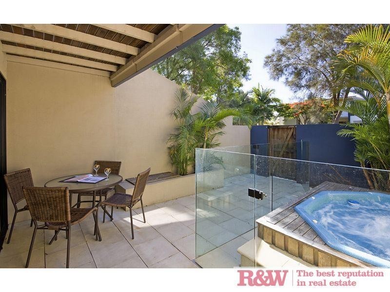 1/61 Noosa Parade, Noosa Heads QLD 4567