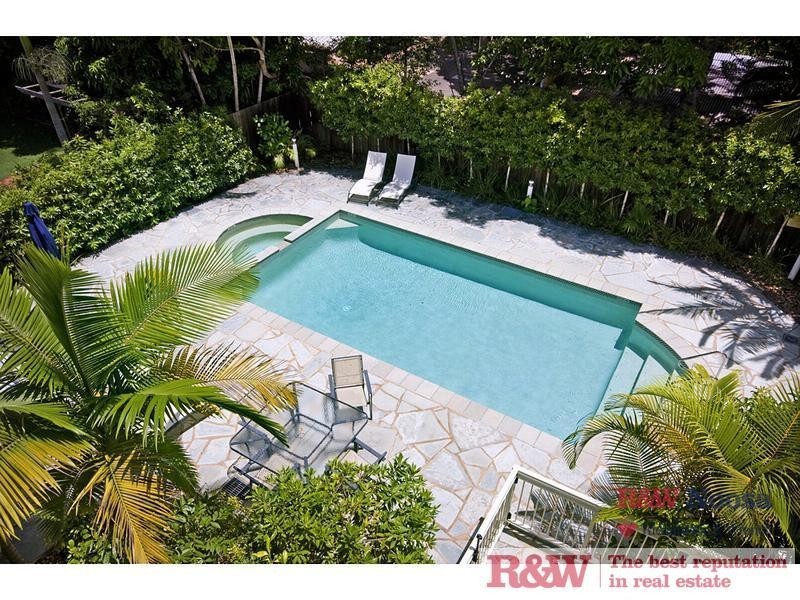 Apartment 7, ‘Hemmingway Villas’, 19 Russell Street, Noosaville QLD 4566