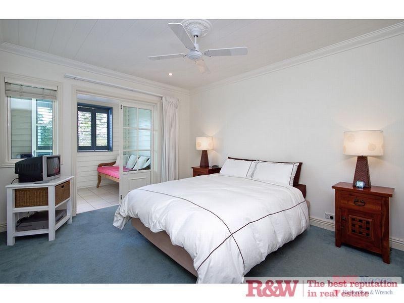 Apartment 7, ‘Hemmingway Villas’, 19 Russell Street, Noosaville QLD 4566