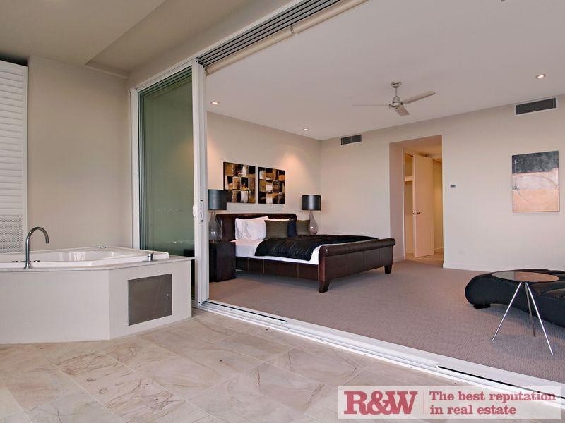 Apartment 2, ‘Ocean View’, 7 Ocean View Parade, Rainbow Beach QLD 4581