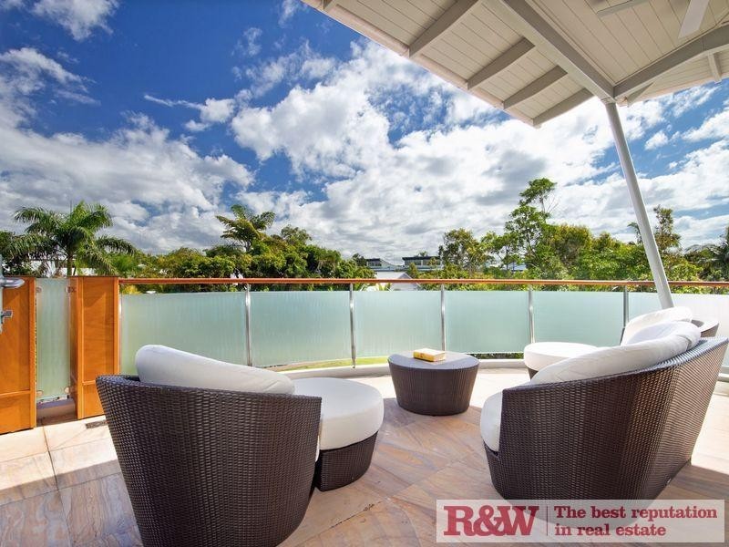 Apartment 4, Asoon Noosa , 20 James Street, Noosaville QLD 4566