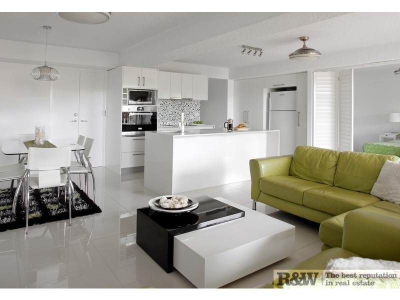 32/6 Hotel Laguna, Hastings Street, Noosa Heads QLD 4567