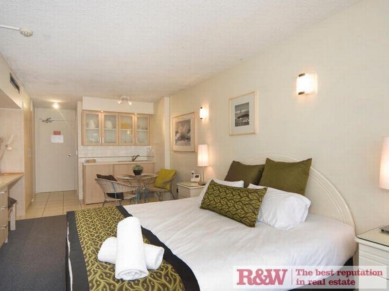 302/303/6 Hotel Laguna, Hastings Street, Noosa Heads QLD 4567