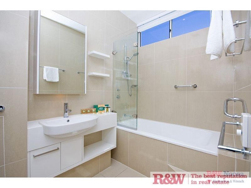 15/1 The Lookout, Picture Point Crescent, Noosa Heads QLD 4567