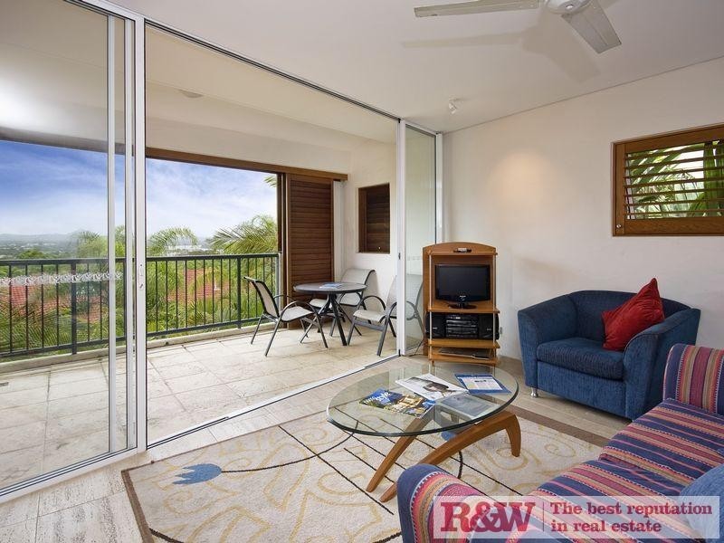 Apartment 306, Noosa Blue Resort , 16 Noosa Drive, Noosa Heads QLD 4567