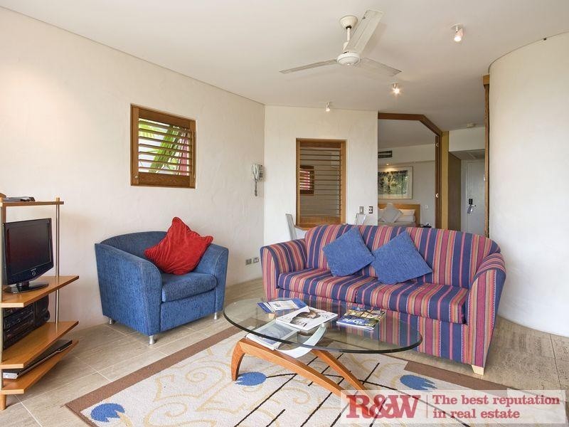 Apartment 306, Noosa Blue Resort , 16 Noosa Drive, Noosa Heads QLD 4567