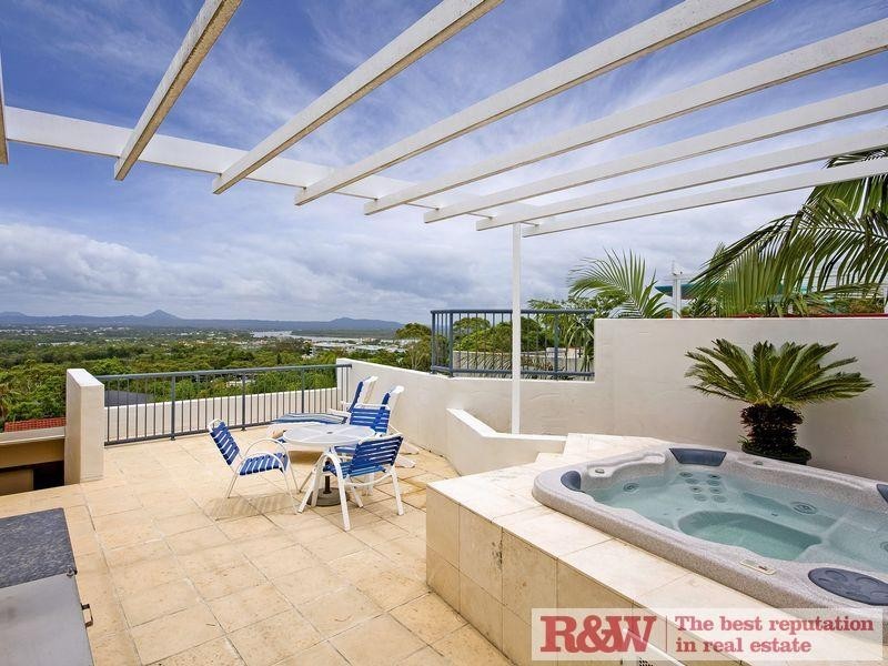 Apartment 306, Noosa Blue Resort , 16 Noosa Drive, Noosa Heads QLD 4567