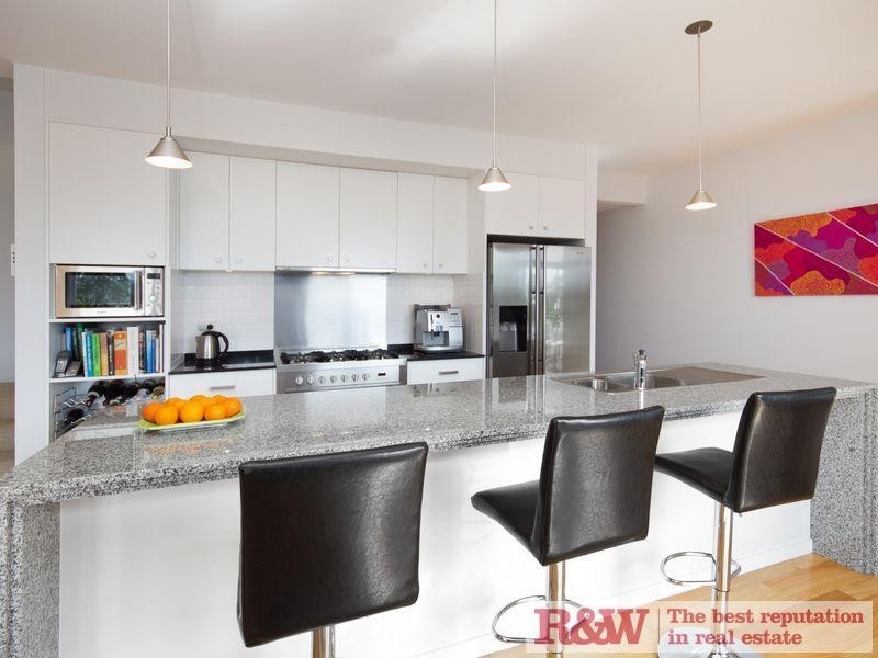300 David Low Way, Peregian Beach QLD 4573