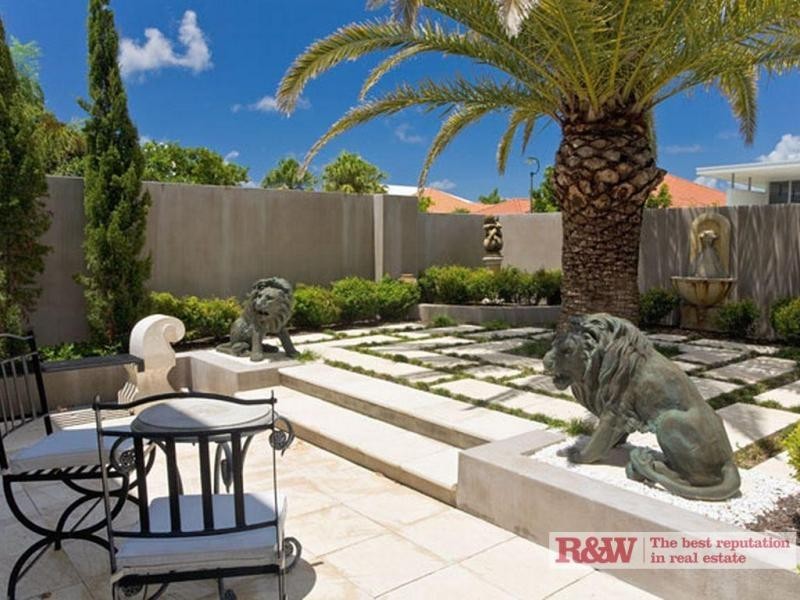 7 The Promontory, Noosa Waters QLD 4566