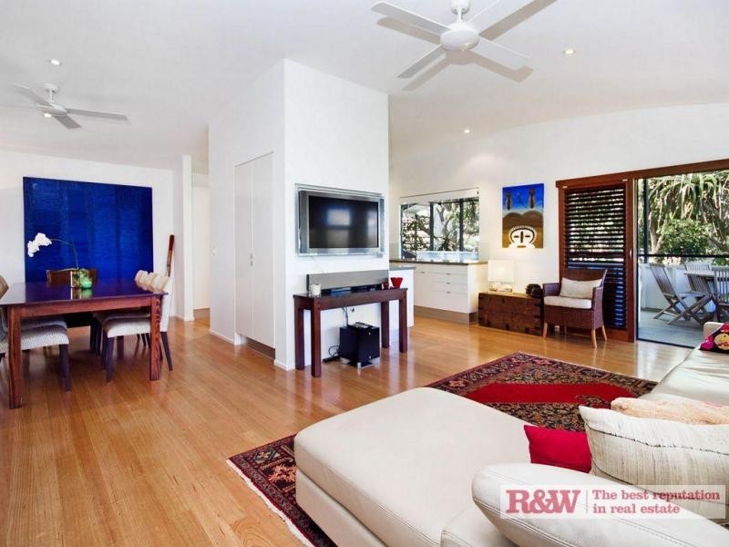 11 McAnally Drive, Sunshine Beach QLD 4567