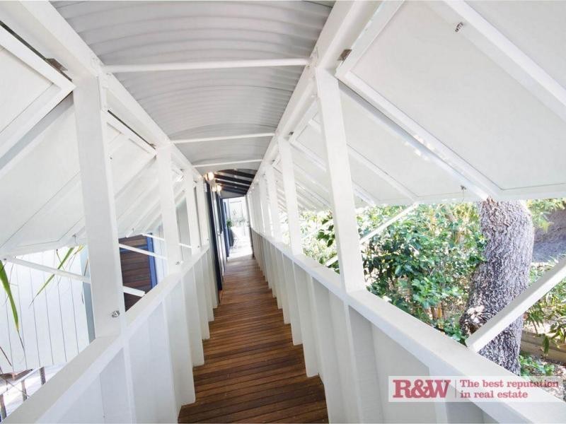 11 McAnally Drive, Sunshine Beach QLD 4567