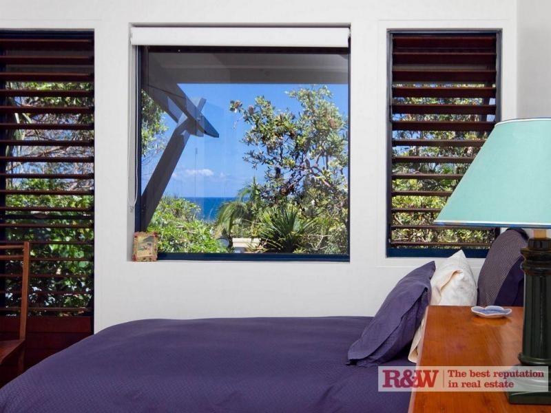 11 McAnally Drive, Sunshine Beach QLD 4567