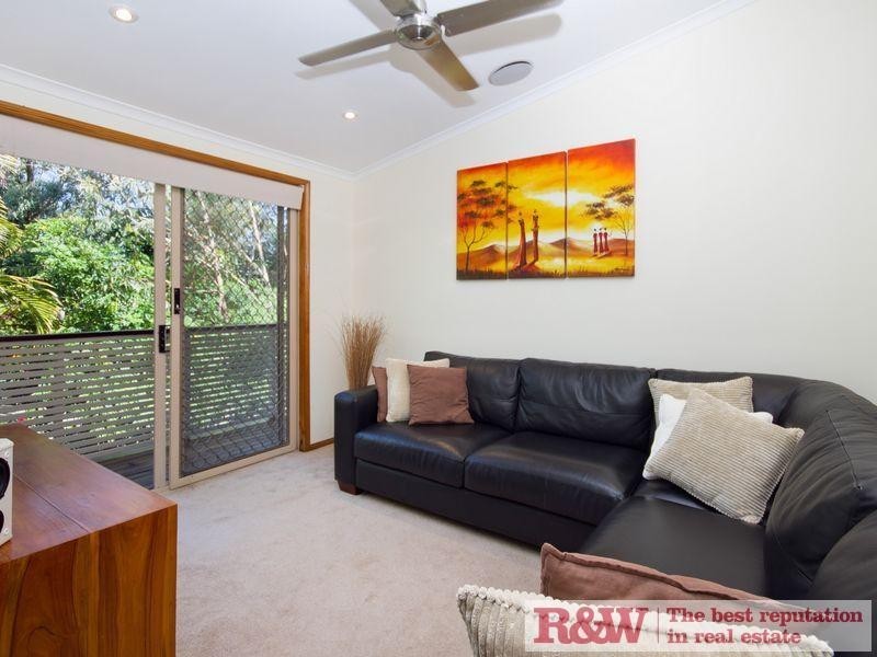 4 Southern Cross Parade, Sunrise Beach QLD 4567