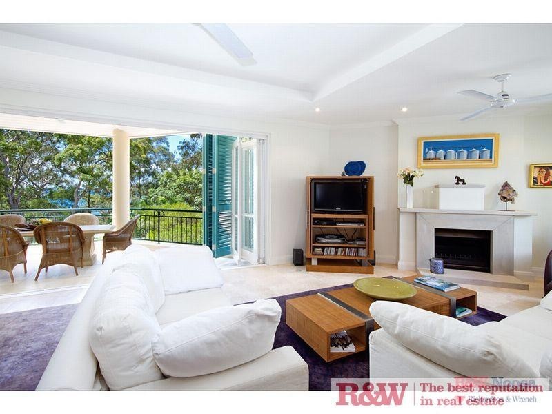 2/56 Villa Nette, Park Road, Little Cove QLD 4567