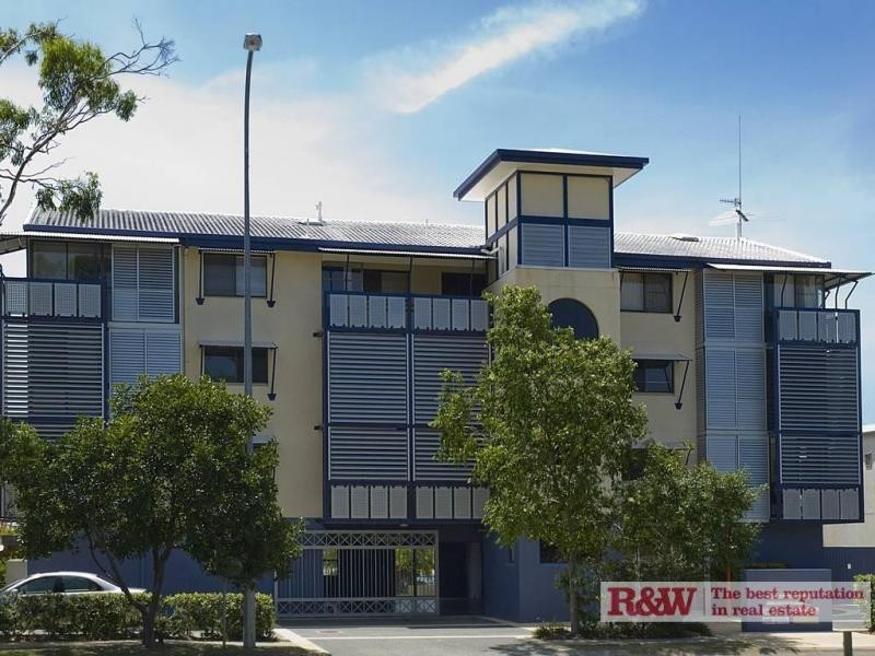 4/80 Commodore, Noosa Parade, Noosa Heads QLD 4567