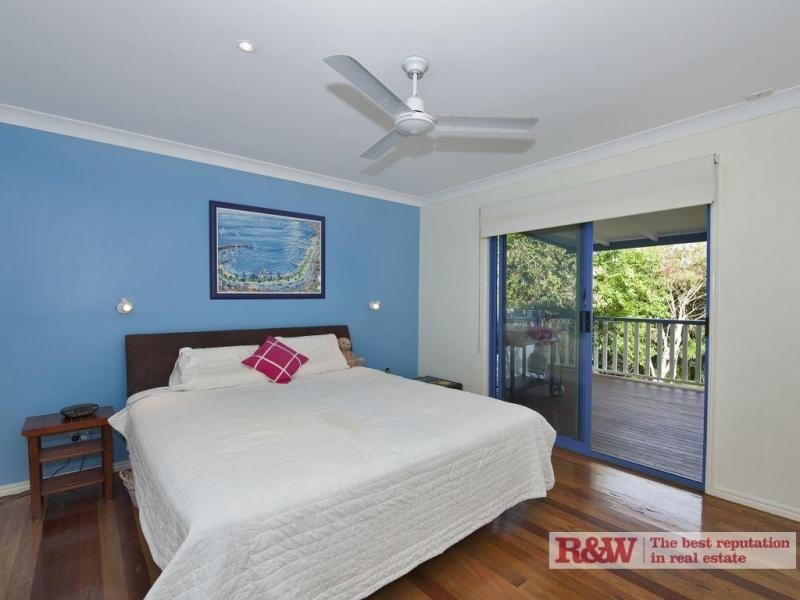 6 Bowsprit Place, Sunrise Beach QLD 4567