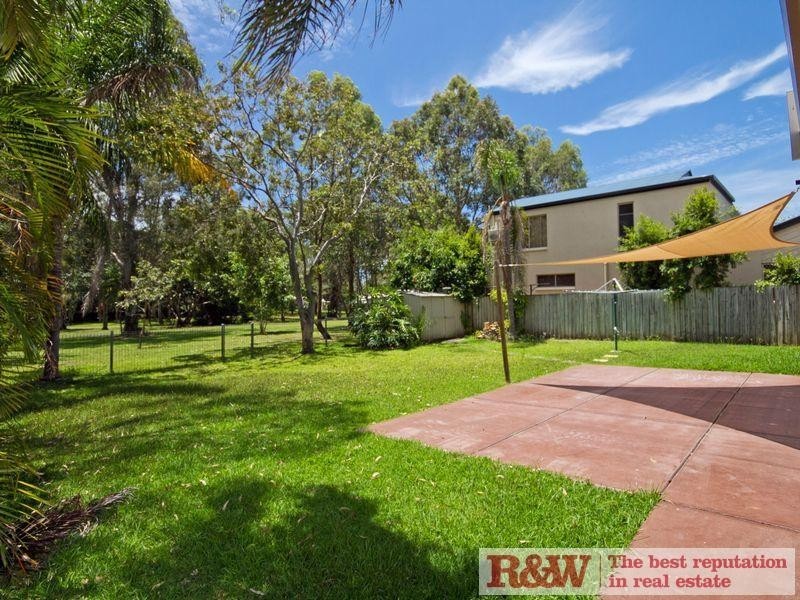30 Sleepy Hollow Drive, Noosa Heads QLD 4567