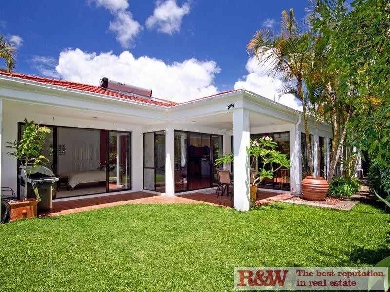 7 Spindrift Court, Noosa Waters QLD 4566