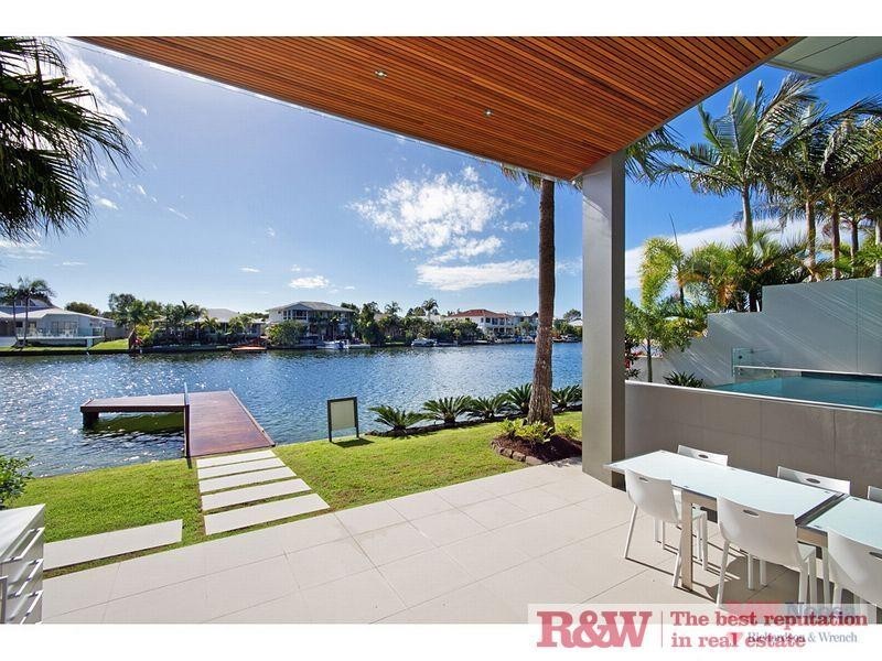 16 Seahorse Place, Noosa Waters QLD 4566
