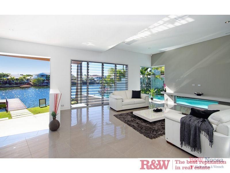 16 Seahorse Place, Noosa Waters QLD 4566