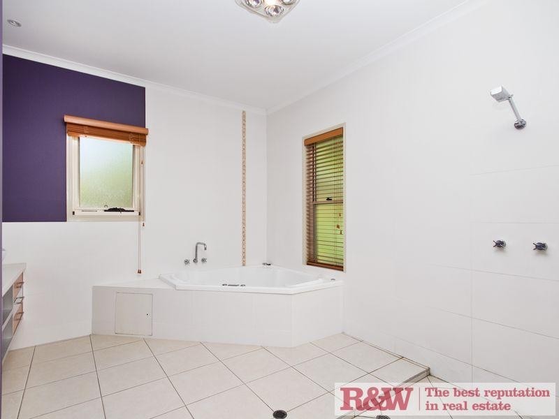 3 Werita Court, Sunrise Beach QLD 4567