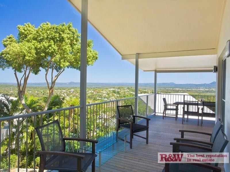 48 Nairana Rest, Noosa Heads QLD 4567