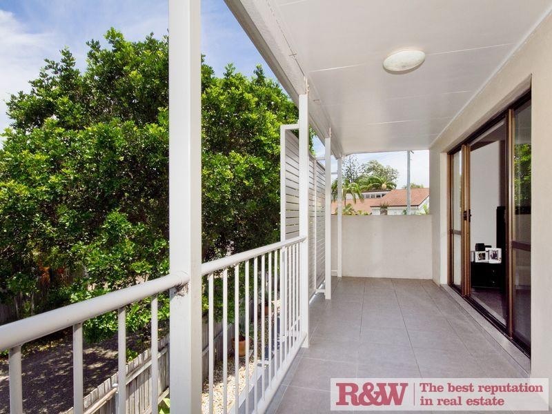 Apartment 4, 4 Corona Street, Sunshine Beach QLD 4567