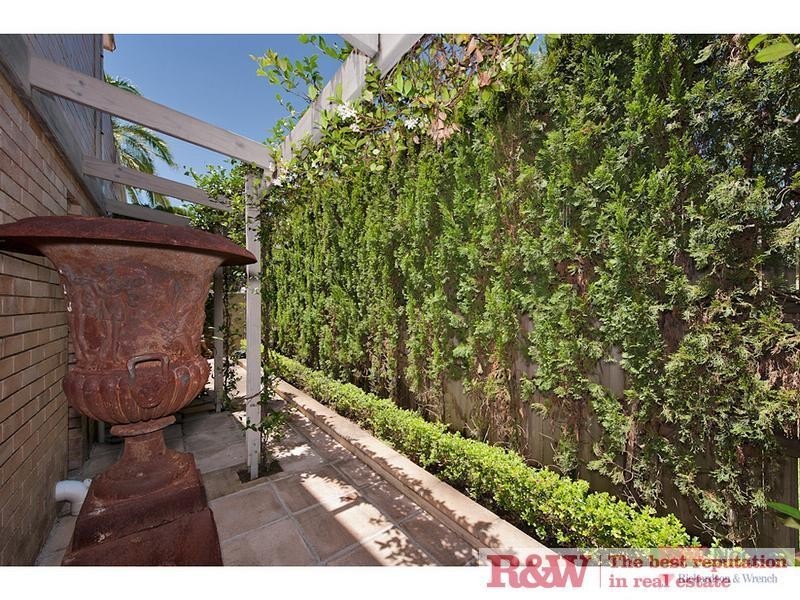 Apartment 1, Marola, 33 Noosa Parade, Noosa Heads QLD 4567