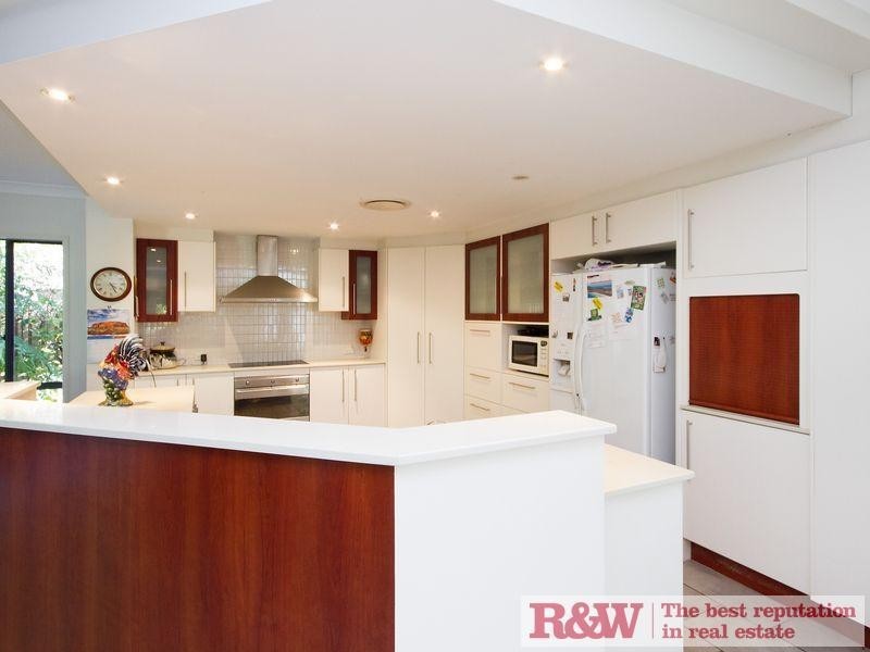 4 Garcia Court, Peregian Springs QLD 4573