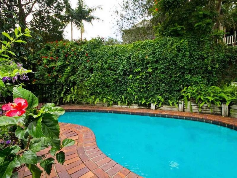 17 Nairana Rest, Noosa Heads QLD 4567