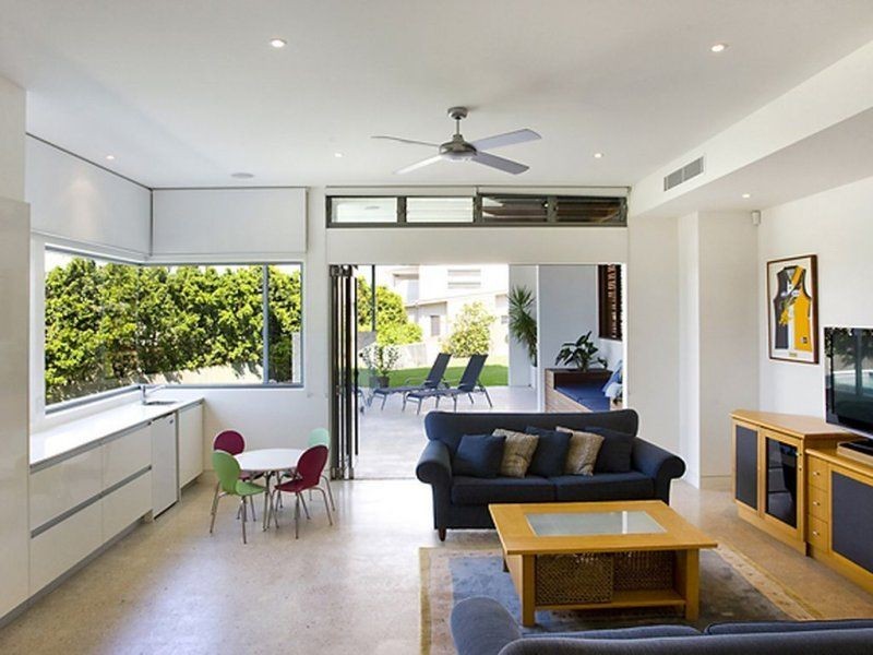 5 Compass Place, Sunrise Beach QLD 4567