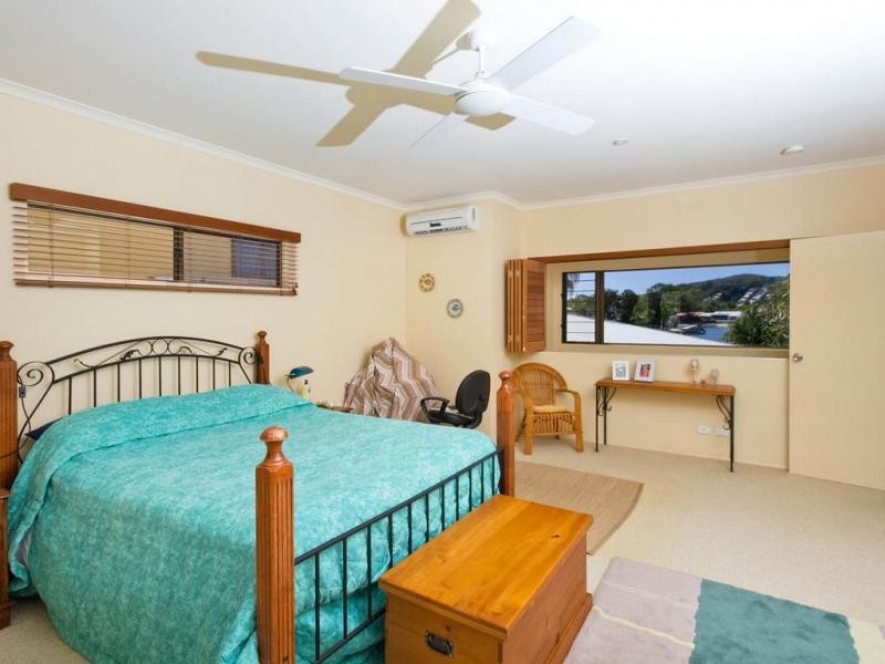 9-11 Ravenwood Drive, Noosa Heads QLD 4567