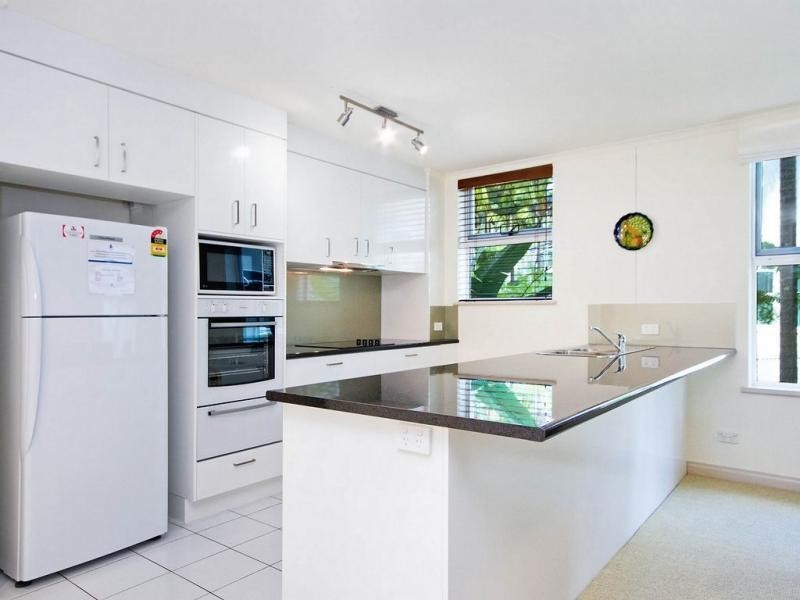 31/42 ‘The Emerald Noosa’ Hastings Street, Noosa Heads QLD 4567