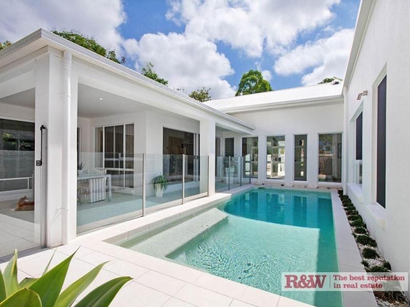 25 Regatta Circuit, Noosaville QLD 4566