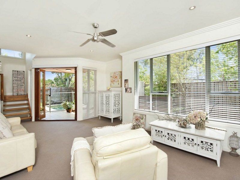 1/2 ‘Banyan Villas’ Lake Weyba Drive, Noosaville QLD 4566