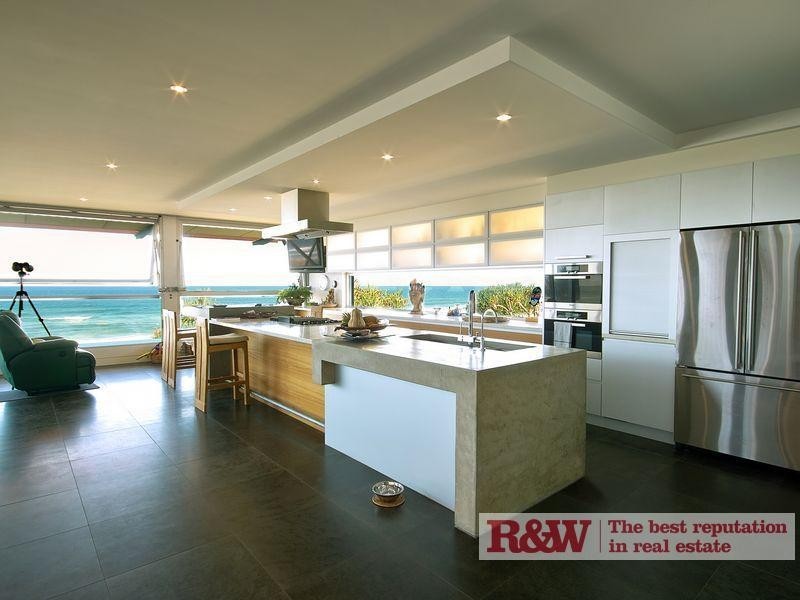 5 Beaches, Sunrise Beach QLD 4567