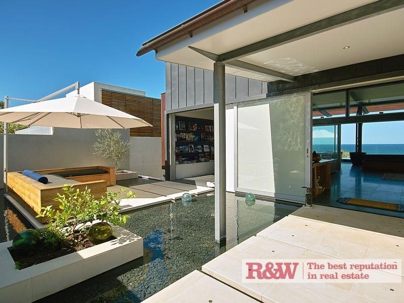 5 Beaches, Sunrise Beach QLD 4567