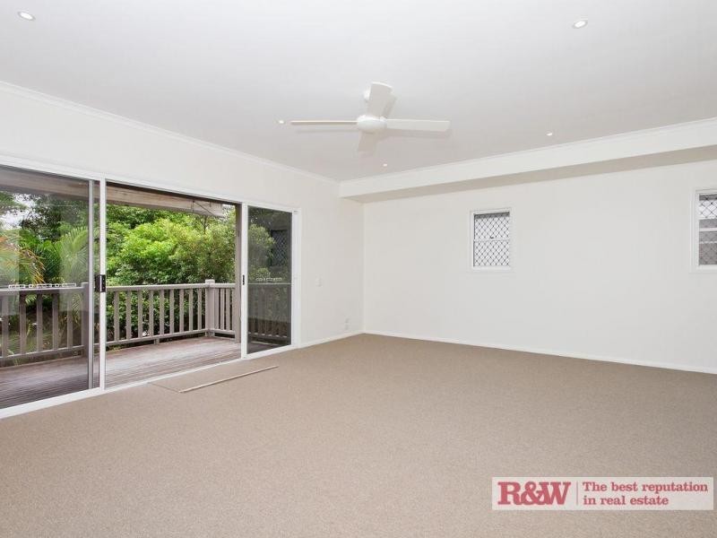 Apartment 2, 5 Katharina Street, Noosa Heads QLD 4567