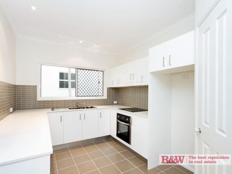 Apartment 2, 5 Katharina Street, Noosa Heads QLD 4567