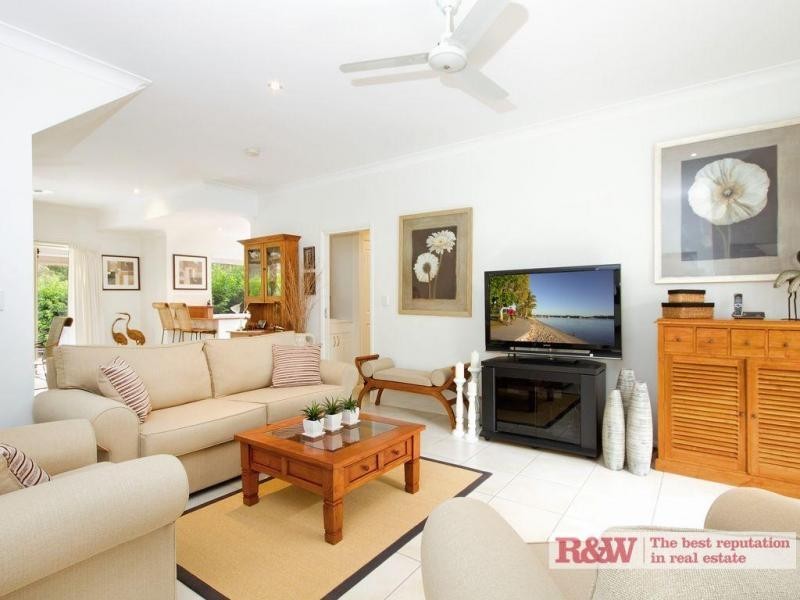 Apartment 17, Riverstone Villas, 4 Riverstone Court, Tewantin QLD 4565