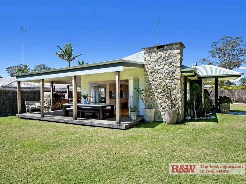 7 Wylah Street, Noosaville QLD 4566