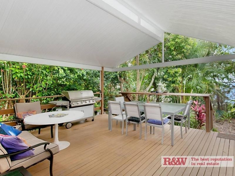 39 Morning Glory Drive, Cooroibah QLD 4565
