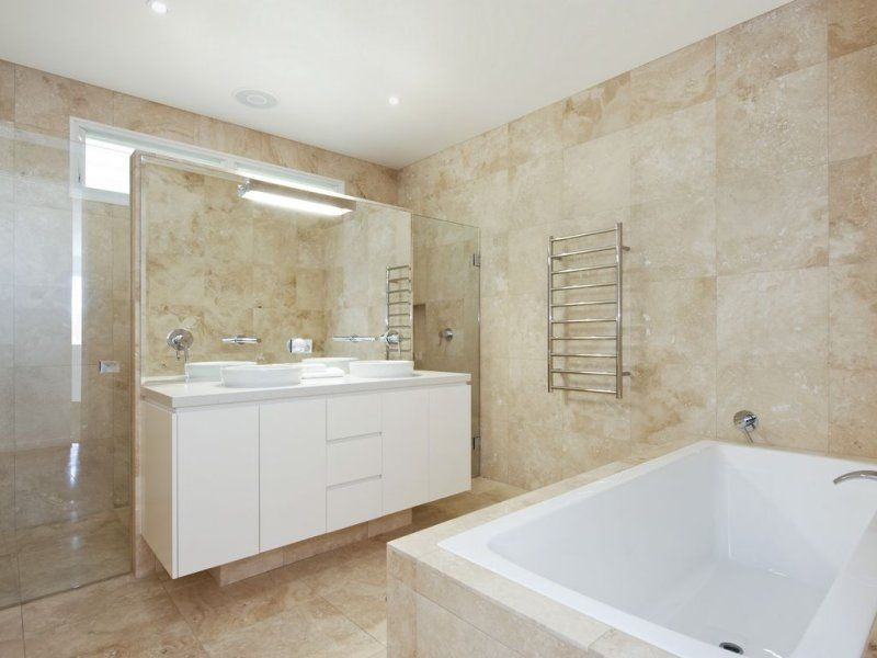 1 Banksia Avenue, Noosa Heads QLD 4567