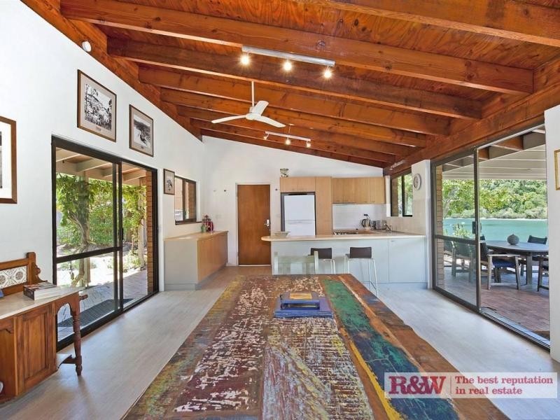 41 Mossman Court, Noosa Heads QLD 4567