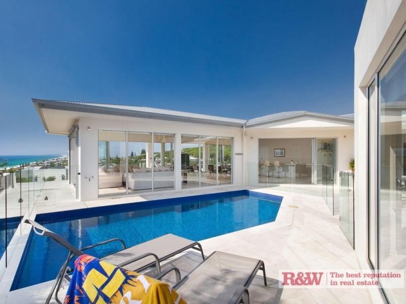 9 Kiamba Court, Sunshine Beach QLD 4567