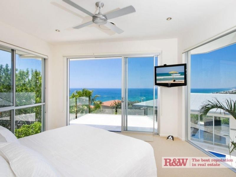 9 Kiamba Court, Sunshine Beach QLD 4567